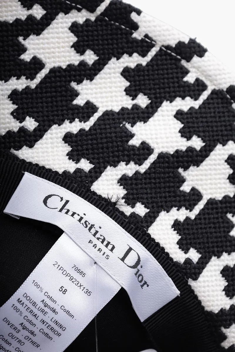 CHRISTIAN DIOR 30 Montaigne Small Brim Bucket Hat in Black/White with Large Houndstooth Motif 3