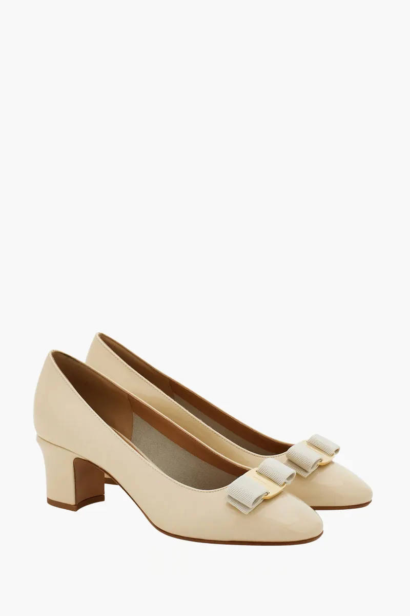 FERRAGAMO Vara Bow Block Heel Pumps 55mm in Mascarpone Nappa Leather 1