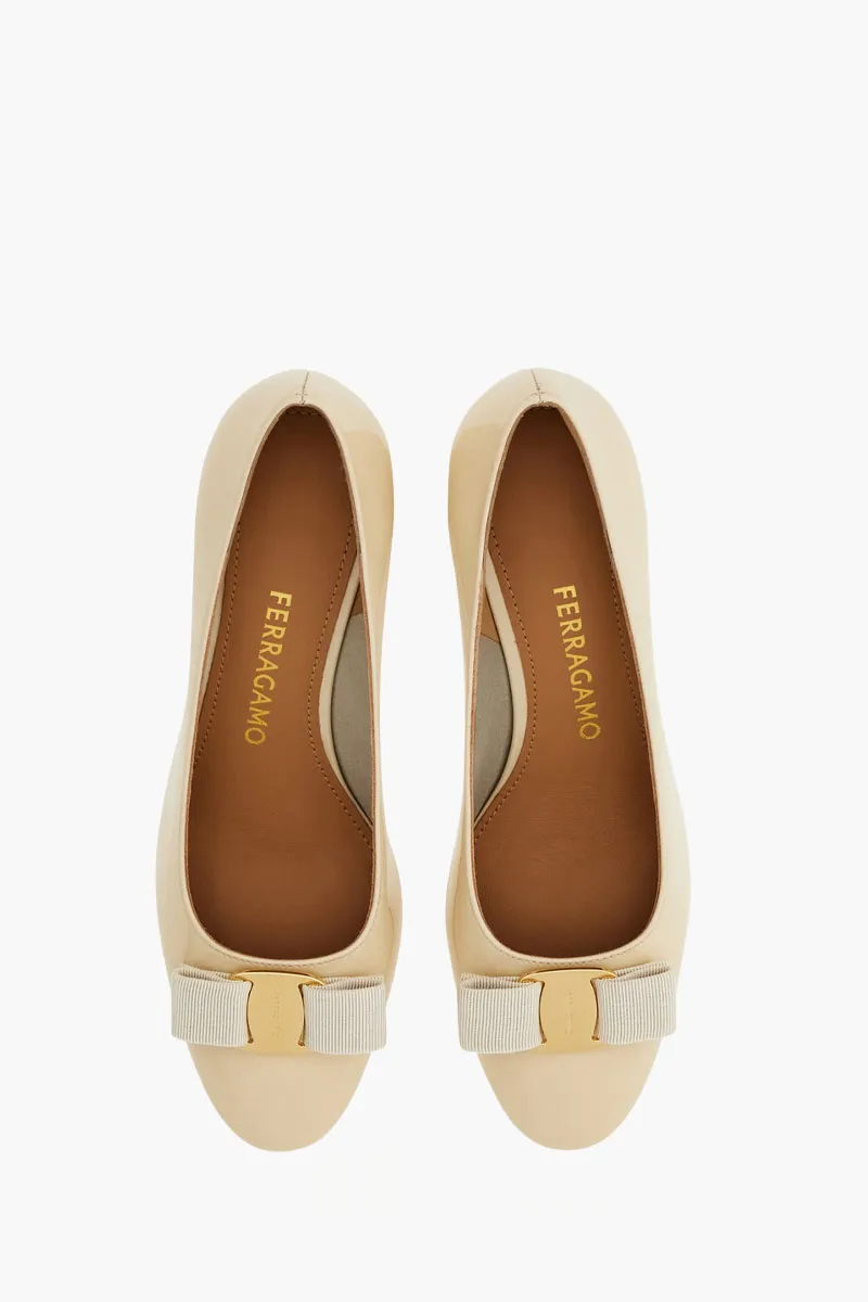 FERRAGAMO Vara Bow Block Heel Pumps 55mm in Mascarpone Nappa Leather 3