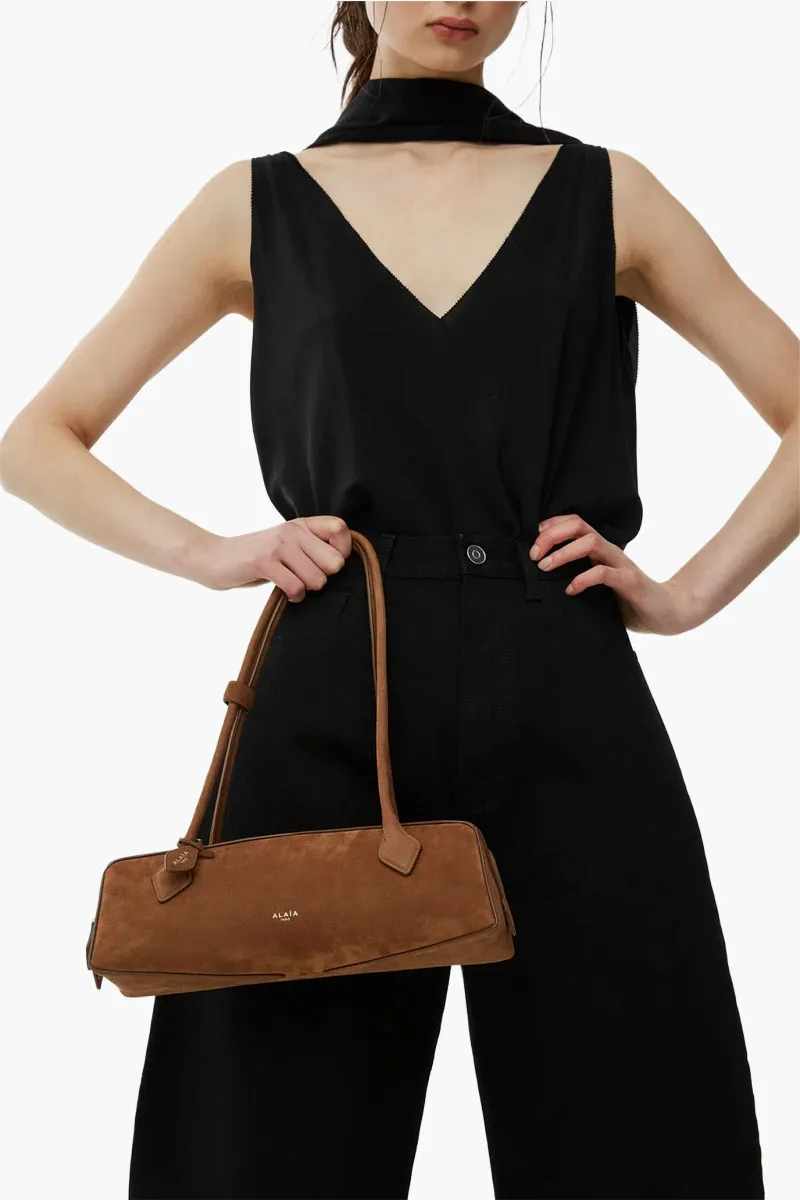 ALAIA Le Teckel Medium Bag in Brown Nubuck 2