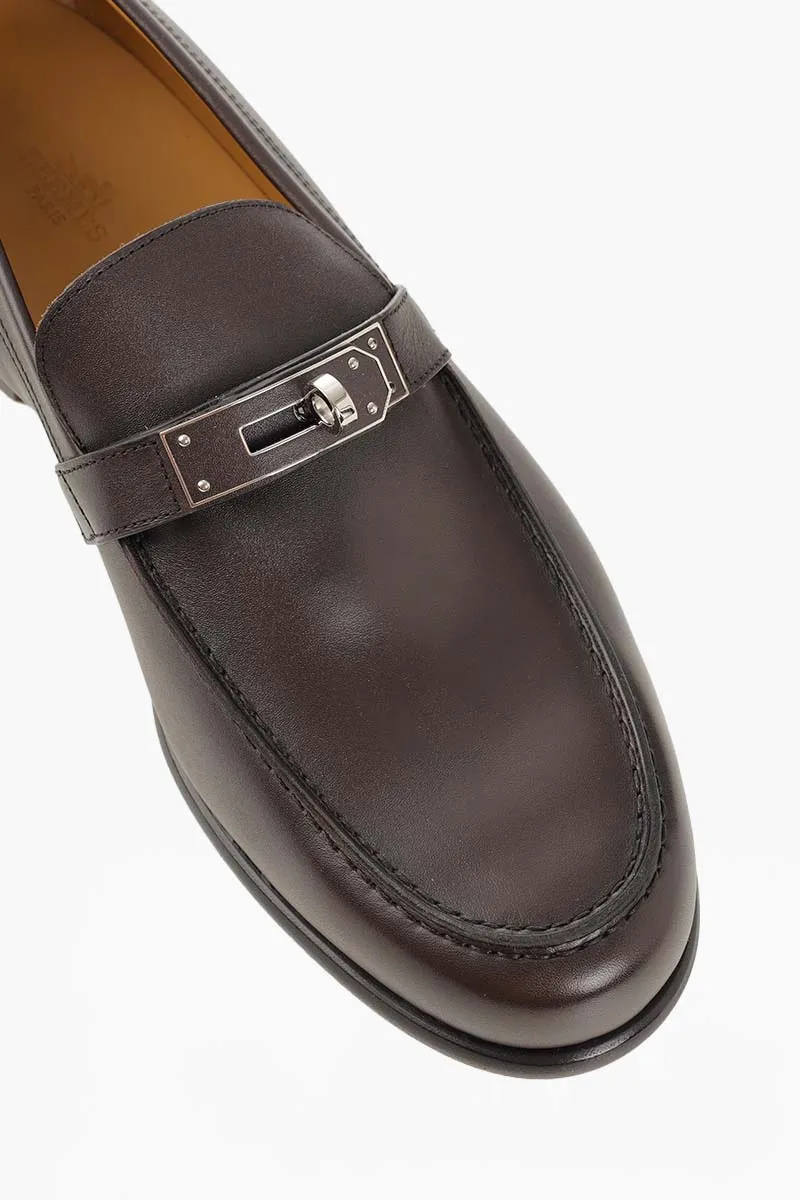 HERMÈS Destin Loafers in Ebony/Brown Calfskin with Kelly Buckle 3