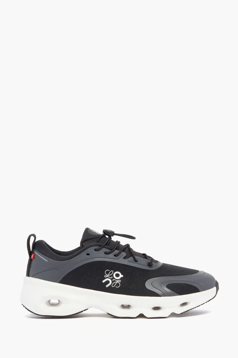 LOEWE X ON Women Cloudsolo Low Top Sneaker in Black/White 0