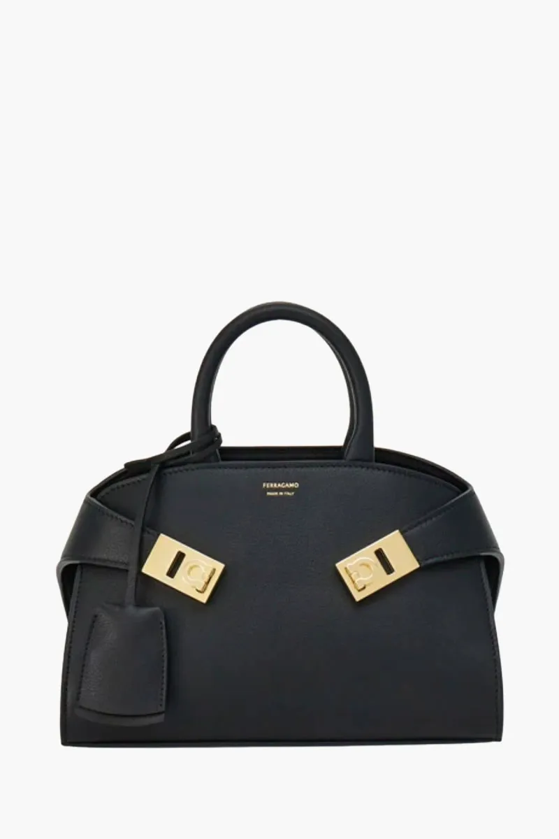 SALVATORE FERRAGAMO Medium Hug Handbag in Black Calfskin